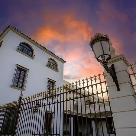 Palacio De La Canaliega Guest house El Rocio